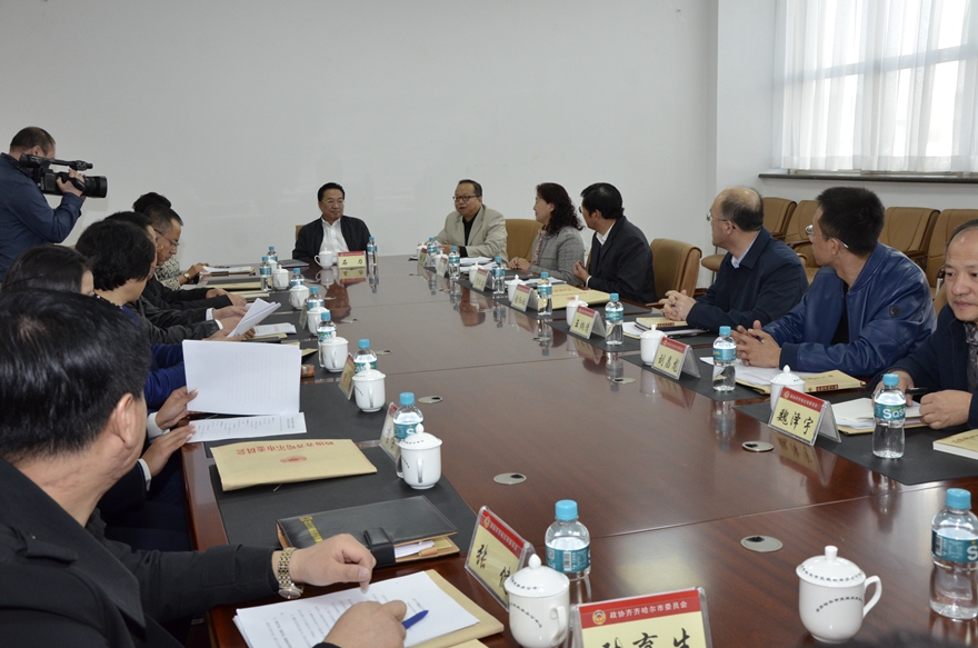 2017年4月14日市政协文史学宣委员会工作会议.JPG