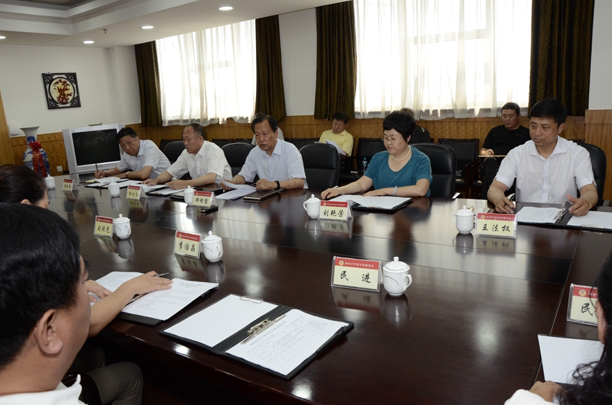 2017年6月26日市政协十二届三次主席会议.JPG