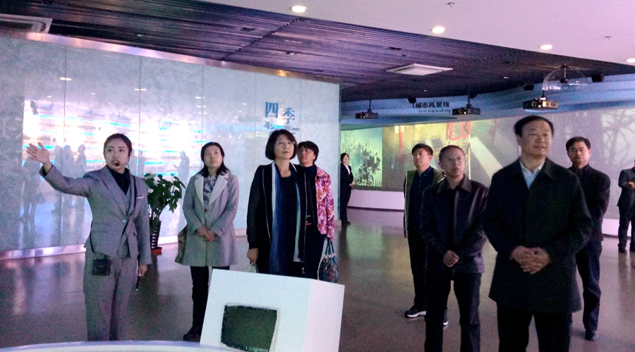 P71019-142717_副本.jpg